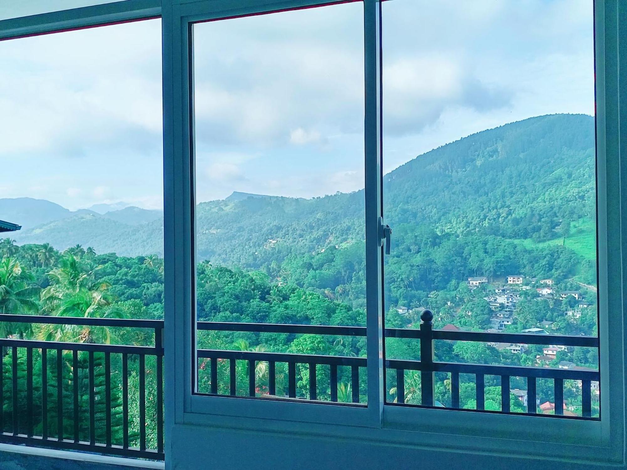 ホテル Mountain View キャンディー エクステリア 写真